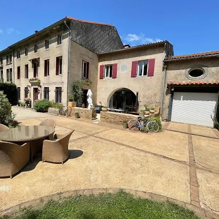 Le Petit Paradis ベッド・アンド・ブレックファスト 3*