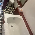 Le Petit Paradis לינה וארוחת בוקר 3*